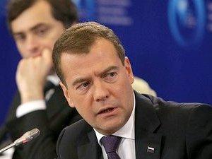 Медведев высказал инициативу увеличить Счетную палату
